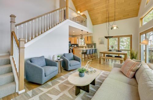 Interlochen House | Private Duck Lake Access: Up North Getaway