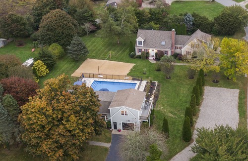 East Orleans House | Private Estate, heated pool, outdoor Livingroom, kitchen, 9 bedrooms, sleeps 20