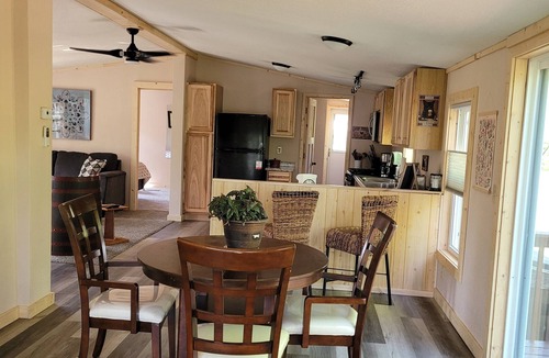Adams House | Private Home,1+acre,close to WIDells&CastleRock,YardGames,Firepit& FREE Firewood