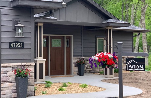 McGregor House | Private home getaway on MN National