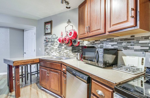 Gleneagle Apartment | Private Hot Tub, 4 Mi to USAFA: Cozy Apartment!