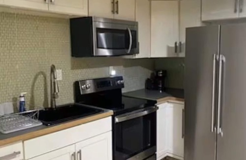 Warren House | Private house 1 bedroom 1 bath ground-floor