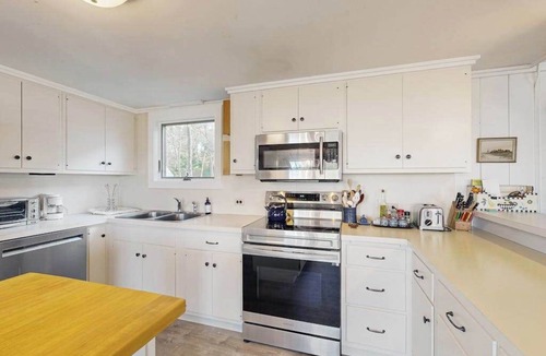 Oak Bluffs House | Private island house with close beach access and water view from deck