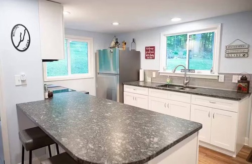 Hammondsport House | Private Keuka lake home with 4 acres of land and 70 ft of lake frontage