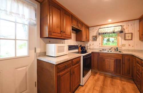 Raymond Cottage | Private Lakefront Retreat on Panther Pond | Canoe, Kayaks & Dock