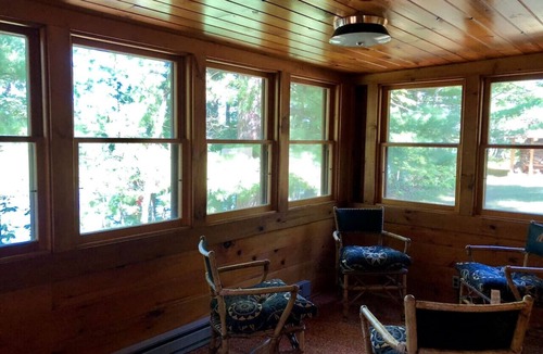 Hayward Cabin | Private Lot on Little Round!
