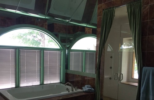 Maxwell House | Private Mansion on Geist Lake / Reservoir: NE Indianapolis - no neighbors