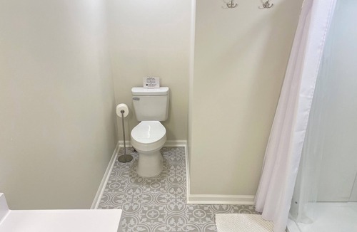 Old West Side Apartment | Private, Newly Renovated Studio