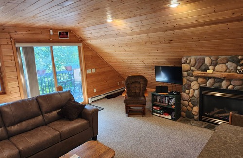 Crosslake Ski Chalet | Private, Peaceful, Up-North Retreat-Close to All Crosslake Has to Offer!