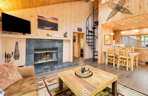 Ely Cabin | Private Peninsula! Modern-Rustic Fall Lake Cabin