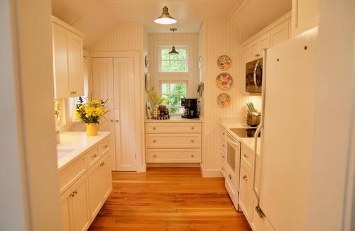 Rockport Cottage | Private Pet Friendly hideaway near the beach and town center.