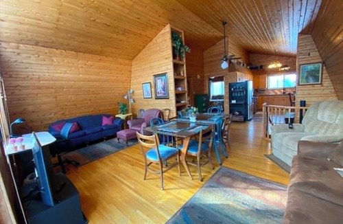 Warroad House | Private Riverfront Retreat Surround in Nature Near Lake of the Woods. Sleeps 10+