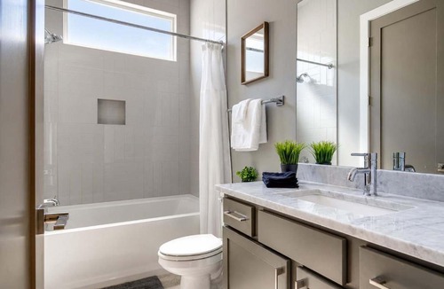 Haynes Area House | Private Rooftop Oasis - 2 Nashville Homes