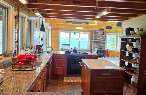 Deer Isle Ski Chalet | Private Seaside Chalet in Deer Isle