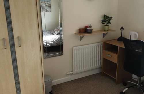 Hartlepool House | Private single room with dedicated workspace in friendly house