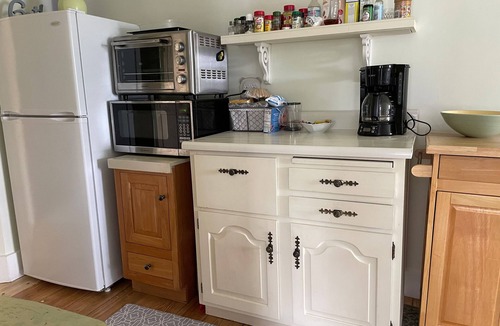 Southern Coast Bed & Breakfast | Private suite.entire 3rd floor.