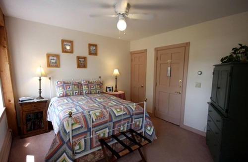 Hallowell Cabin | Private Suite for Rent on a Delightful Farm Retreat in Hallowell, Maine