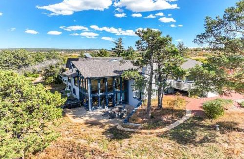 Sun Hills Villa | Private Villa-72 Acres-Hot Tub-Views-USAFA