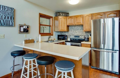 Bemidji Cabin | Private Waterfront Cabin on Lake Plantagenet