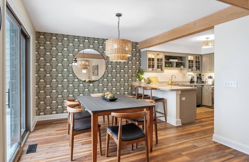 Harbor Springs Condo | Professionally Updated, Spacious, & Stylish- 4-bedroom, 3.5-bath condo