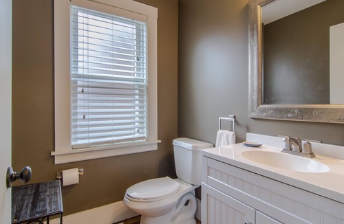 Cleveland Heights House | ★ Professionally remodeled century home minutes from the clinic & Downtown!