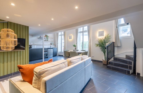 Newcastle-upon-Tyne Apartment | Properties Unique | Watergate