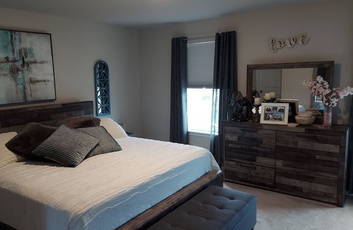 Bellefonte House | PSU-WE ARE 7 miles away. Free Breakfast, Home Gym & Ping Pong