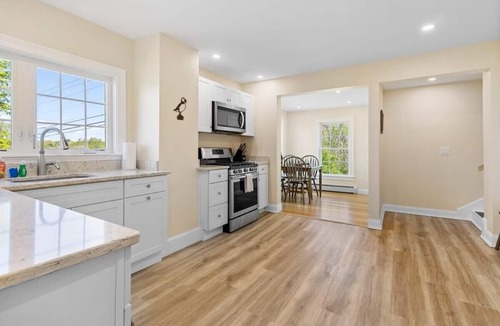 Saint George House | Puffins Perch, romantic waterfront Maine cottage