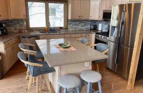 Delton Ski Chalet | Pure Michigan Lake Chalet – Stunning 4-Season Escape