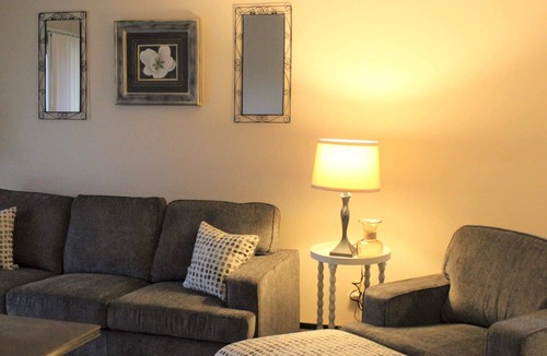 Fargo Apartment | Quaint and cozy 2 bed, 1.5 bath Fargo rental apartment!