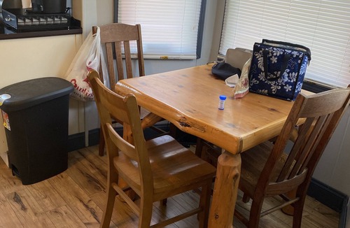 Lexington Cottage | Quaint and Quiet Private Cottage Close to the Beach