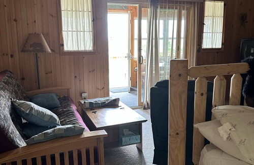 Walker Cabin | Quaint, cozy cabin on pristine Leech Lake. Great fishing!