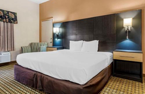 Amarillo Hotel | Quality Inn Amarillo West near Medical Center