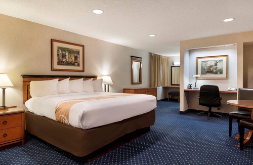Auburn Hills Hotel | Quality Inn Auburn Hills - Detroit North