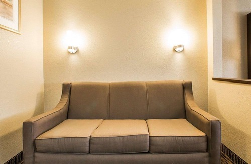 Dayton Hotel | Quality Inn Dayton North - Vandalia