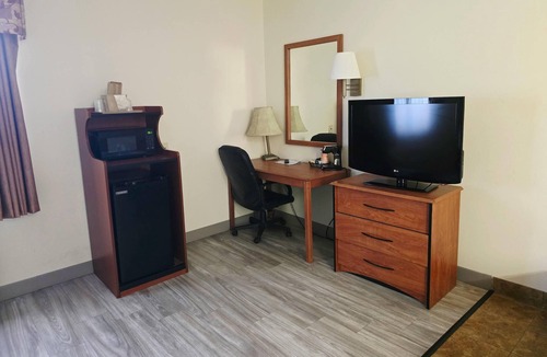 Durand Hotel | Quality Inn Durand I-69