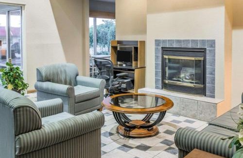 Kalamazoo Hotel | Quality Inn Kalamazoo near Wings Stadium