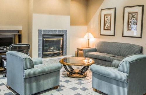 Kalamazoo Hotel | Quality Inn Kalamazoo near Wings Stadium