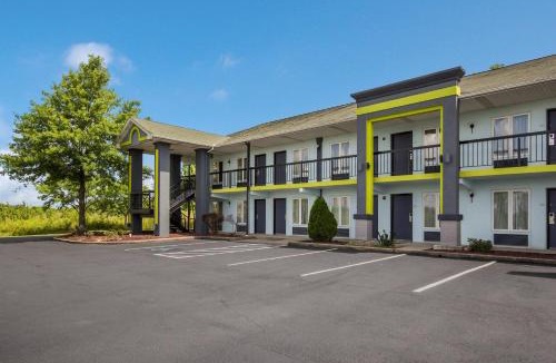 Pittsburg Hotel | Quality Inn London North
