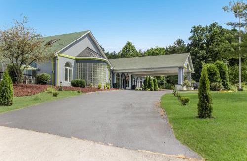 Pittsburg Hotel | Quality Inn London North