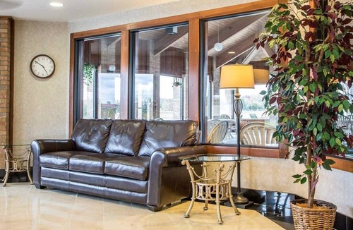 St. Marys Hotel | Quality Inn St. Mary's