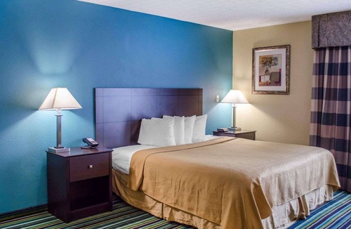 Medina Hotel | Quality Inn & Suites Medina - Akron West