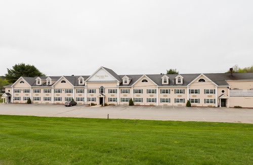 Danville Hotel | Quality Inn & Suites