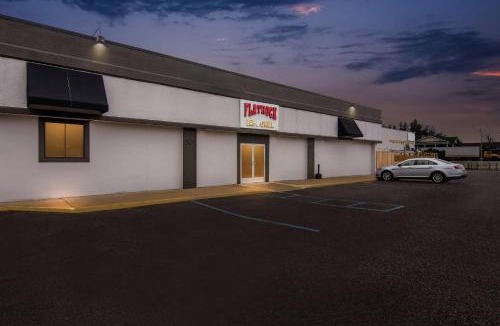 Grayling Hotel | Quality Inn & Suites