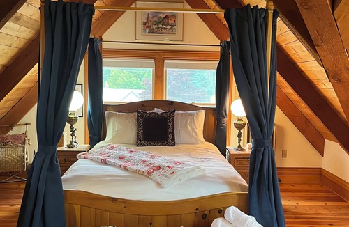 Bayfield Bed & Breakfast | Queen's View Bayfield