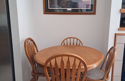Fond du Lac House | Quiet 2 bedroom home steps away from Lake Winnebago available for EAA AirVenture