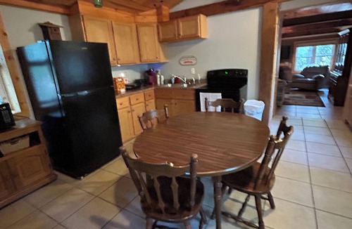 Redgranite Cabin | Quiet cabin in the woods across from Pearl Lake.