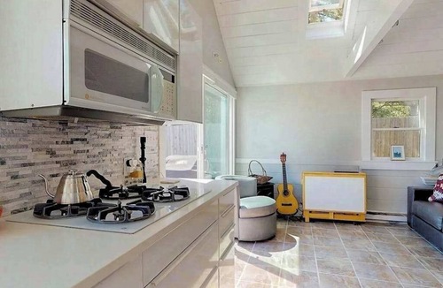 North Truro House | Quiet cottage on the beach with deck, grill, AC, & water views