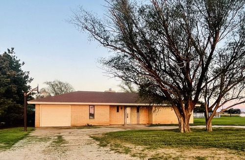 Fieldton Other | Quiet country home