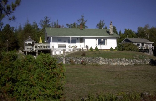 Jonesport House | Quiet Family-Friendly Country Home